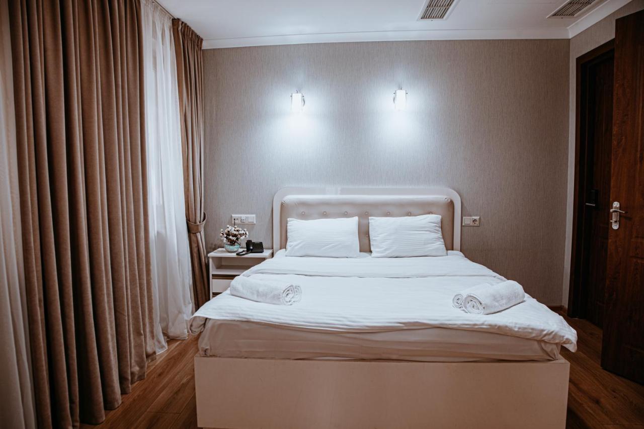 Sama Grand Hotel 트빌리시 외부 사진