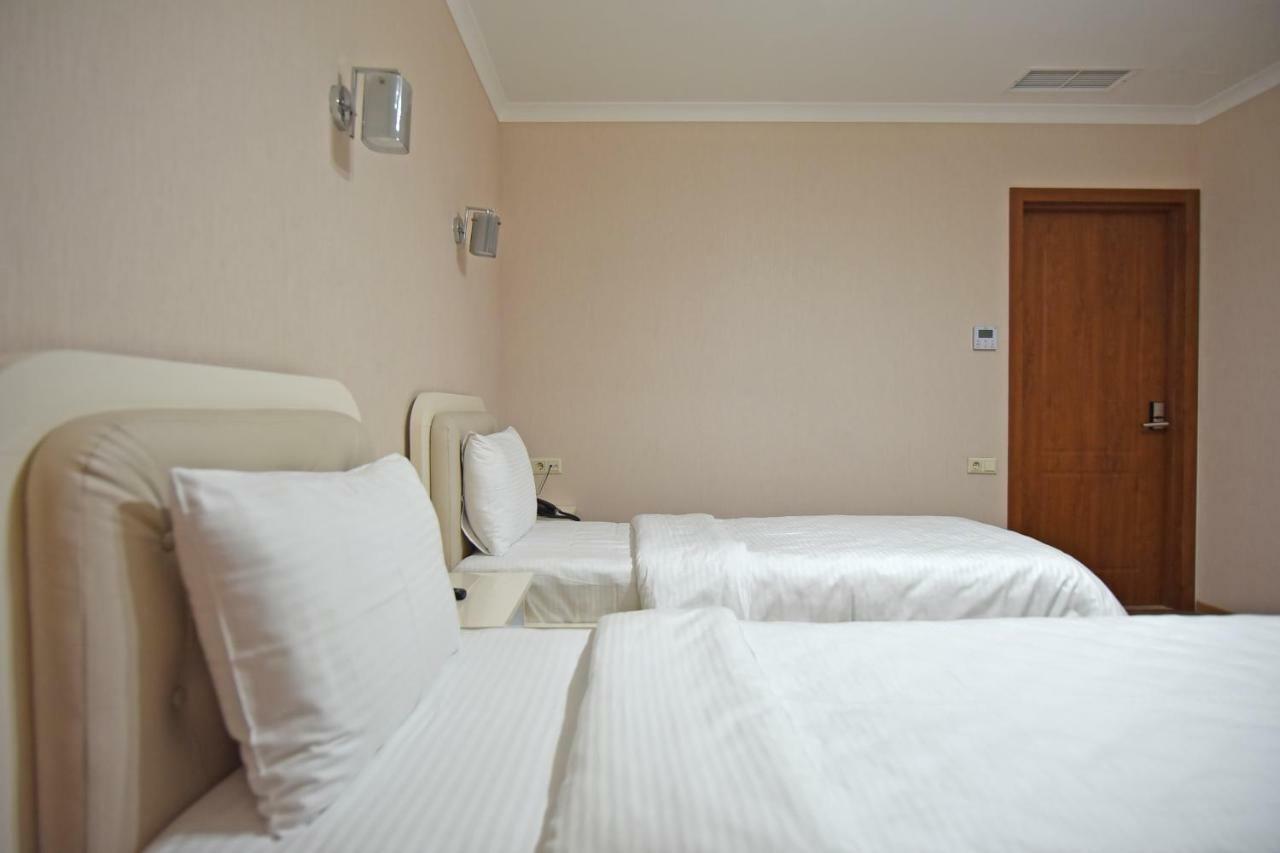 Sama Grand Hotel 트빌리시 외부 사진