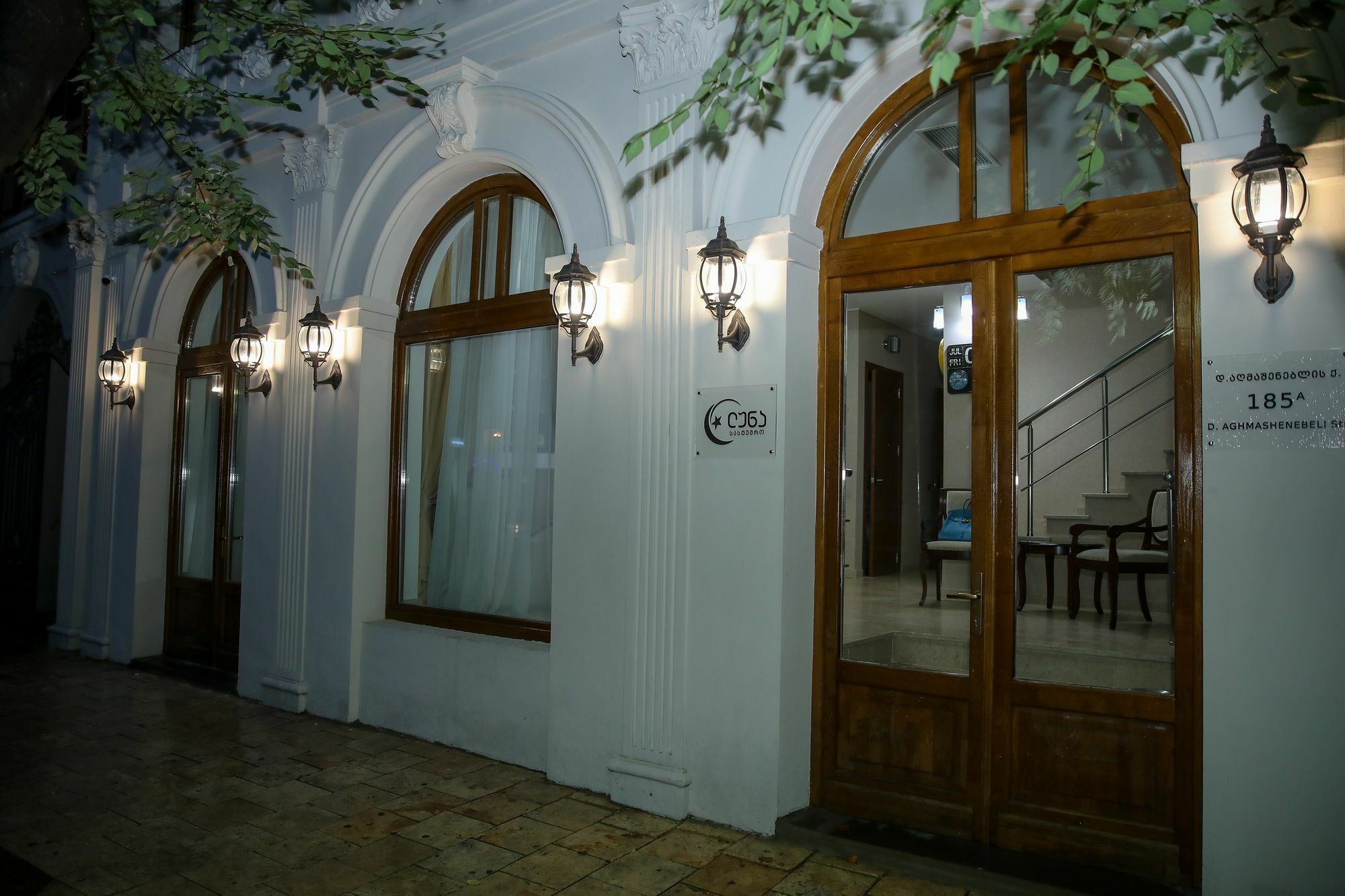 Sama Grand Hotel 트빌리시 외부 사진
